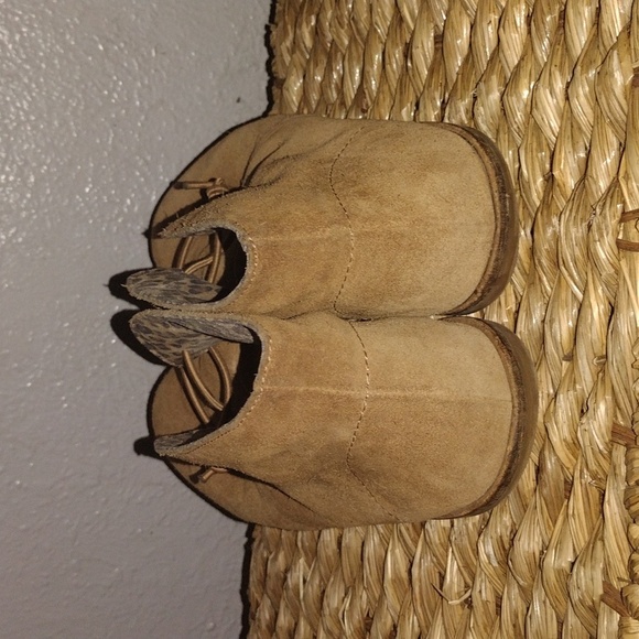 Tan Suede Ankle Boots Leopard Print Lining Chukka Ashbee Laceup Lucky Brand 8.5 - Picture 3 of 6